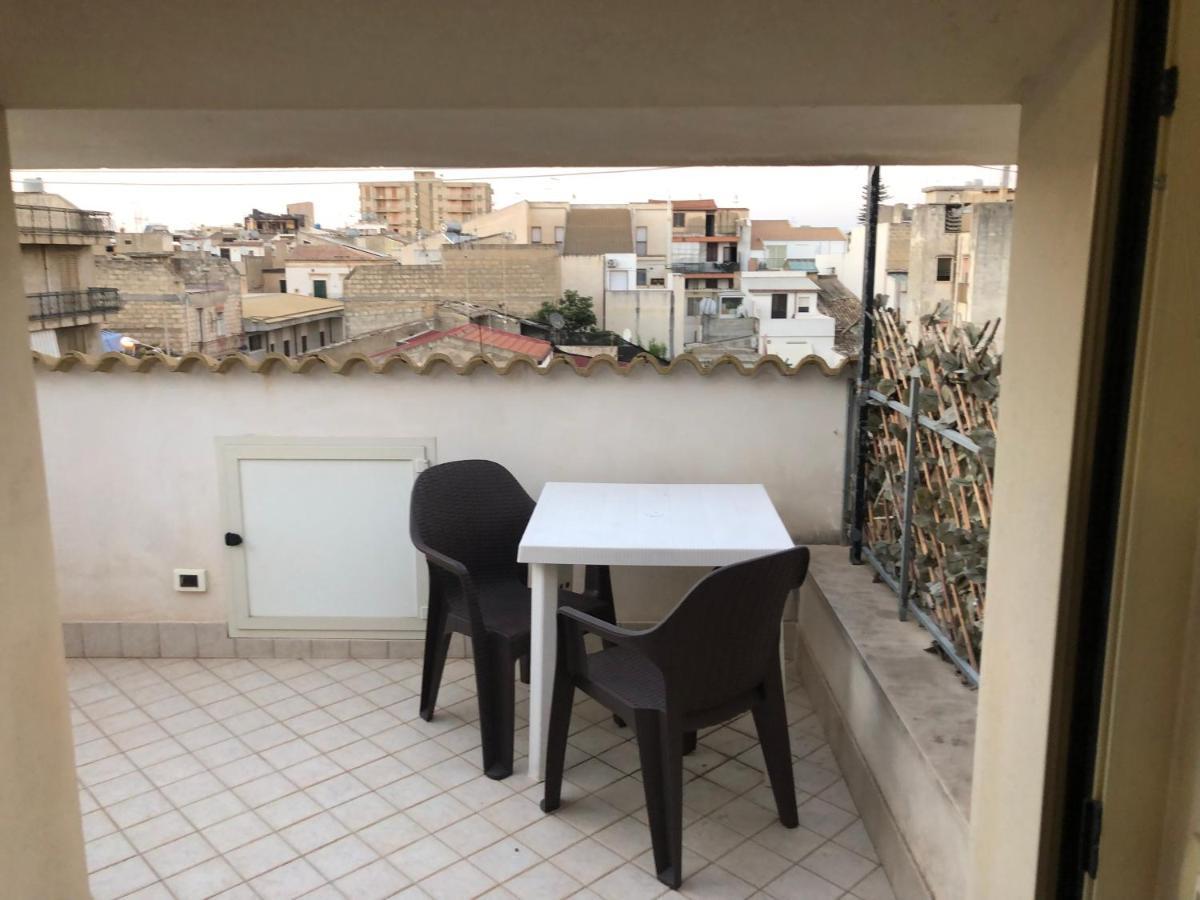 Mansarda Mentana Due Apartment Vittoria Exterior foto