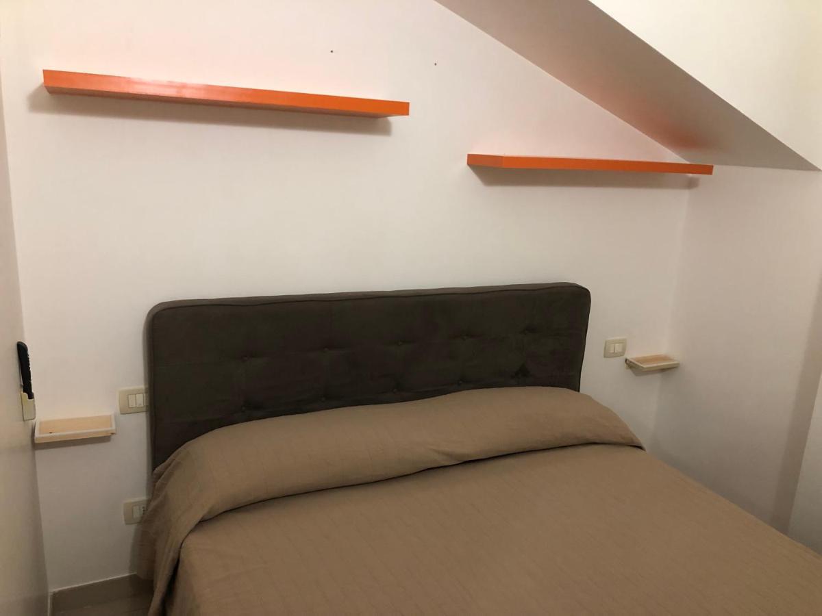 Mansarda Mentana Due Apartment Vittoria Exterior foto